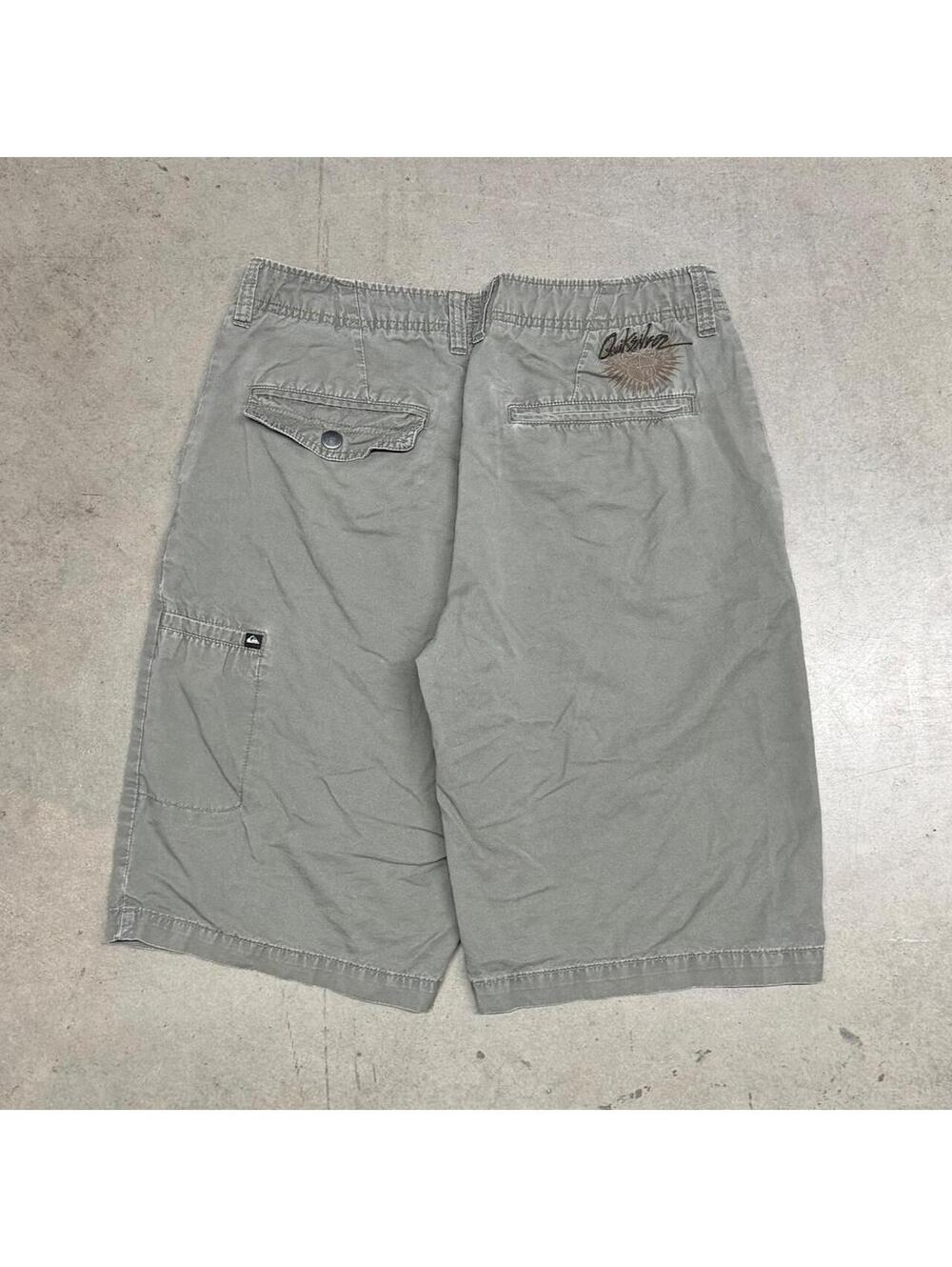 Vintage Quiksilver Cargo Shorts Mens 31 Green Baggy Surf Skate Grunge Tribal Y2K